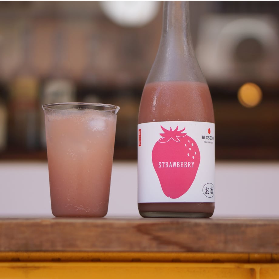 梅乃宿 BLOSSOM STRAWBERRY 720ml