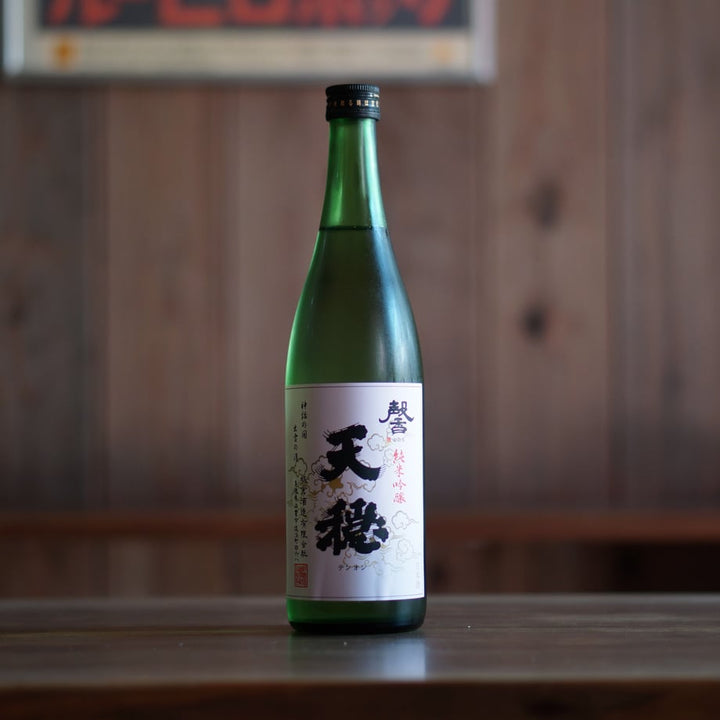 天穏 純米吟醸 馨  720ml